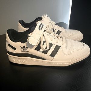 Adidas Forum Low